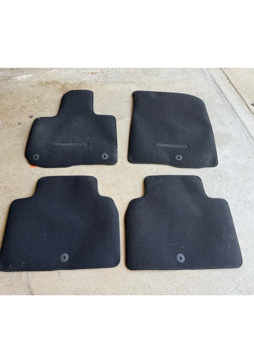 2027 Kia Telluride OEM Floor Mats